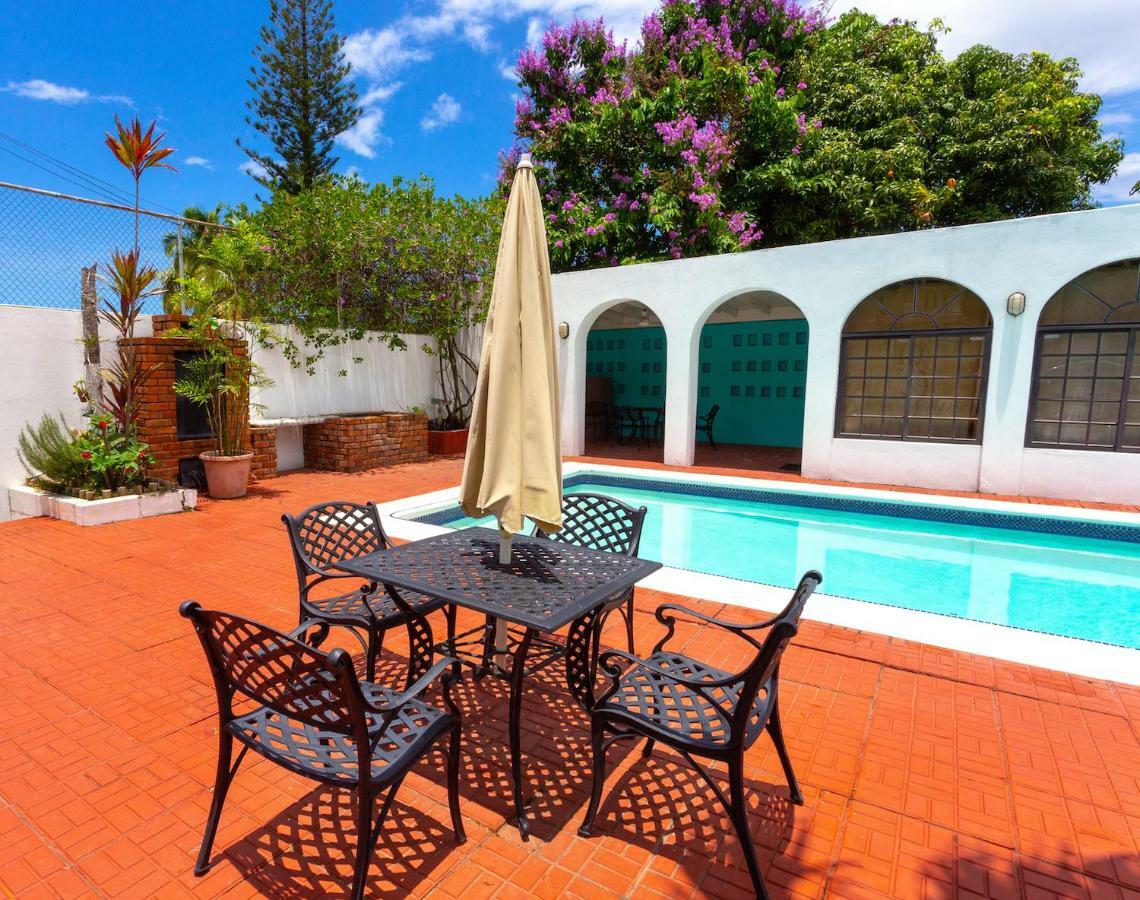 2 Bedroom On Private Estate Kingston Bagian luar foto